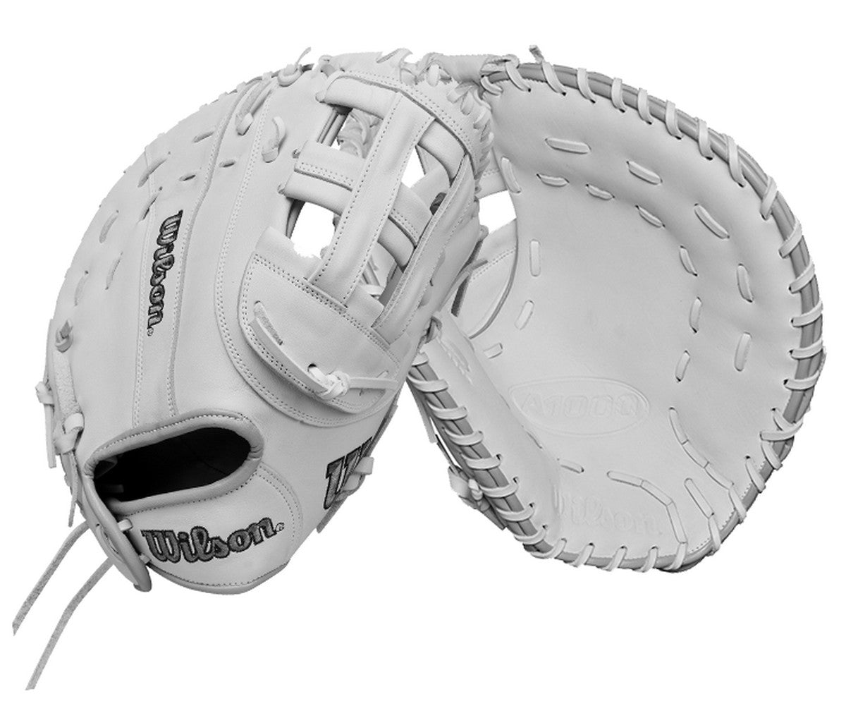 Wilson A1000 1620 Model 12.5" Fastpitch First Base Mitt