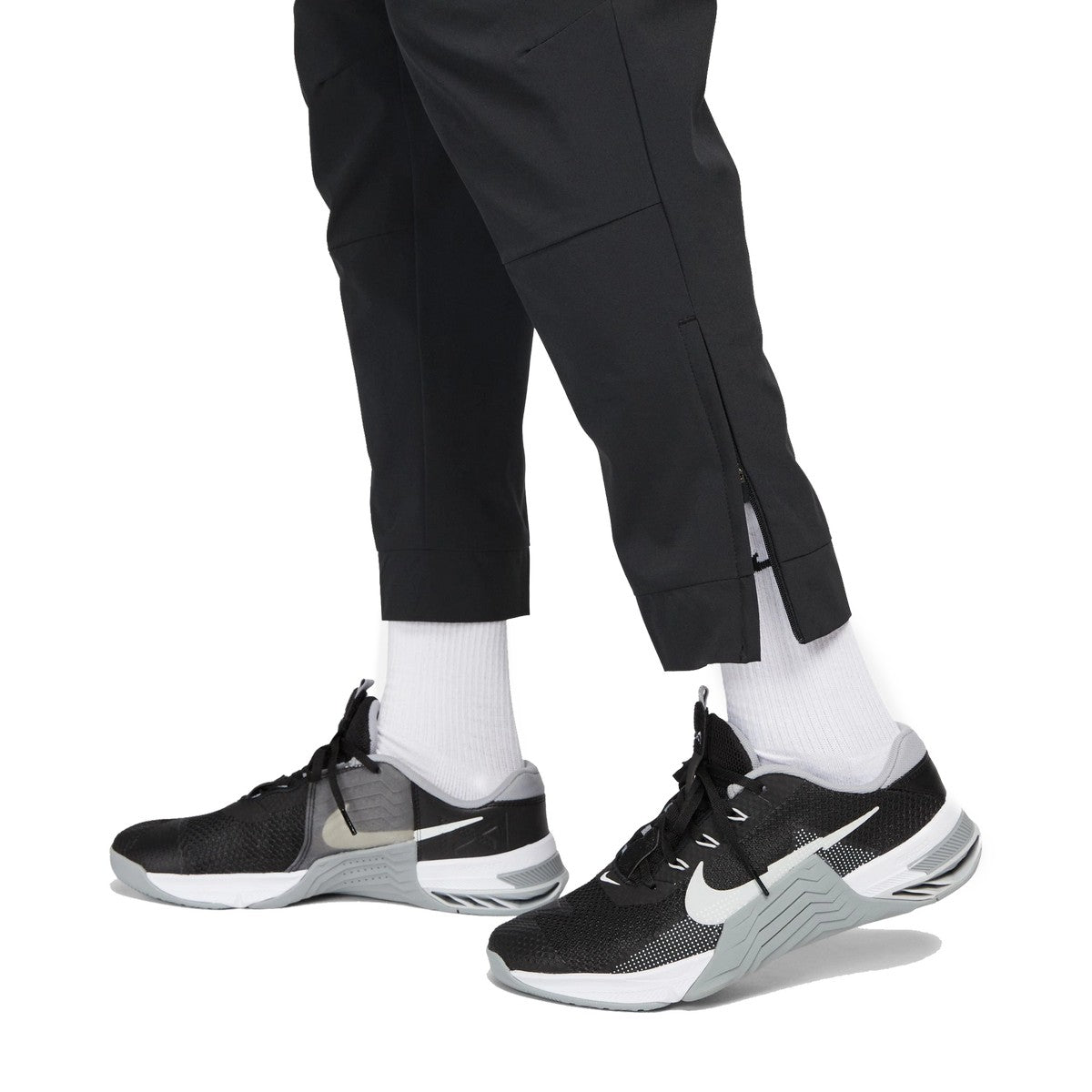Nike Men's Dri-Fit Unlimited Tapered Pants