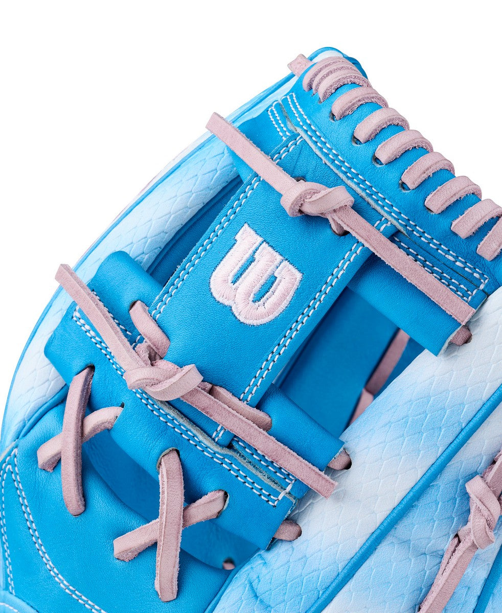 Wilson Leadoff A2000 FPH12SS Superskin Model 12" Infield Fastpitch Glove