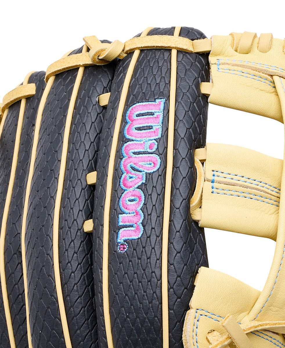 Wilson A1000 1750 Model 12.5" Baseball Outfielder Glove