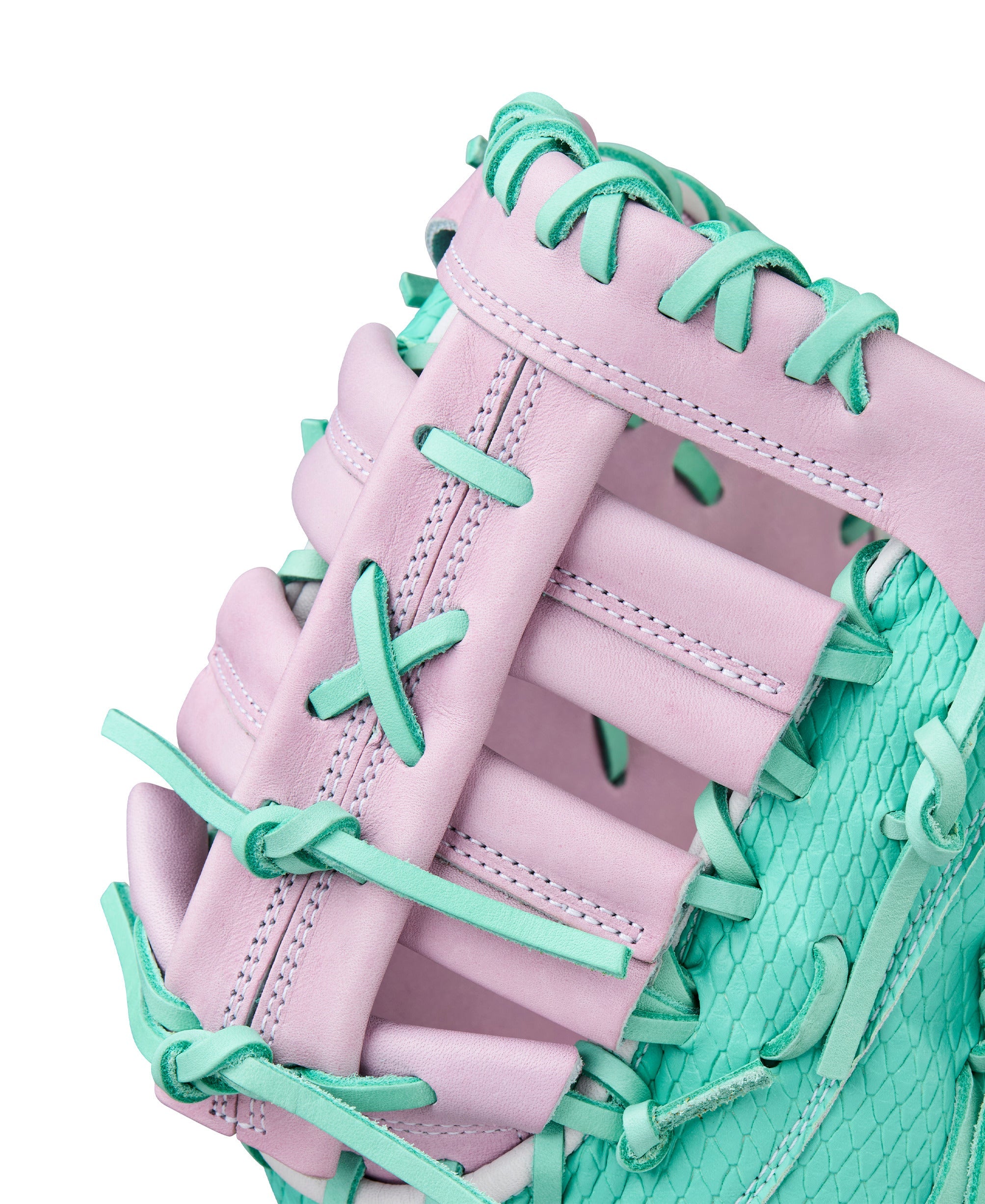 Wilson Winter 2025 A2000 FP1B SuperSkin Model 12.5" 1st Base Fastpitch Mitt