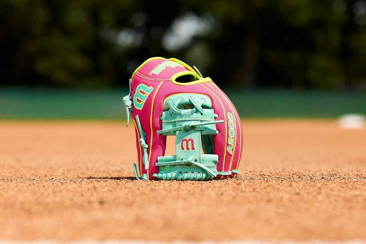 Wilson Spring 2026 A2000 DP15 Pedroia Fit SuperSkin Model 11.5" Infield Baseball Glove