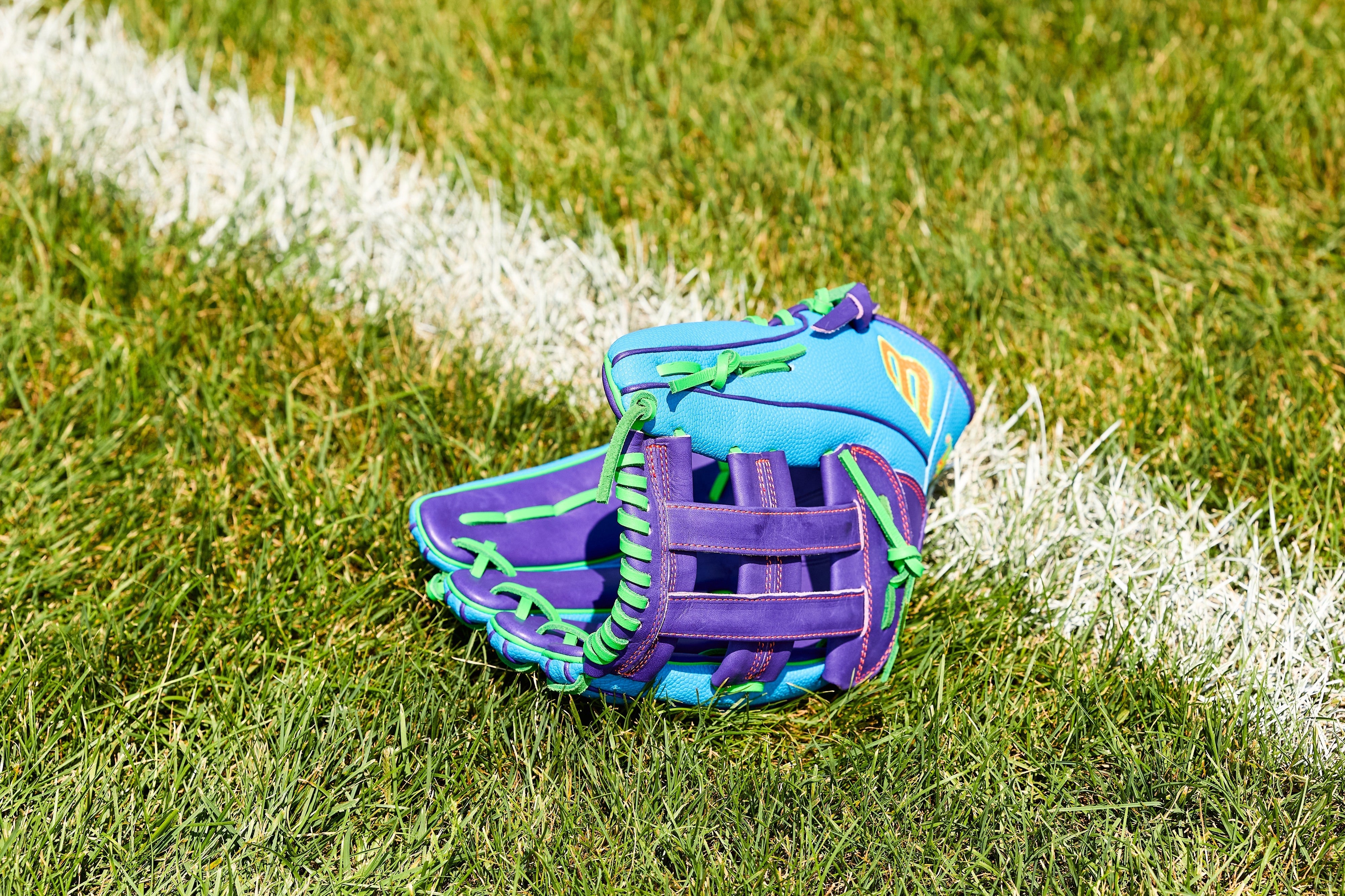 Wilson Spring 2026 A2000 PF50 Pedroia Fit SuperSkin Model 12.25" Outfield Baseball Glove